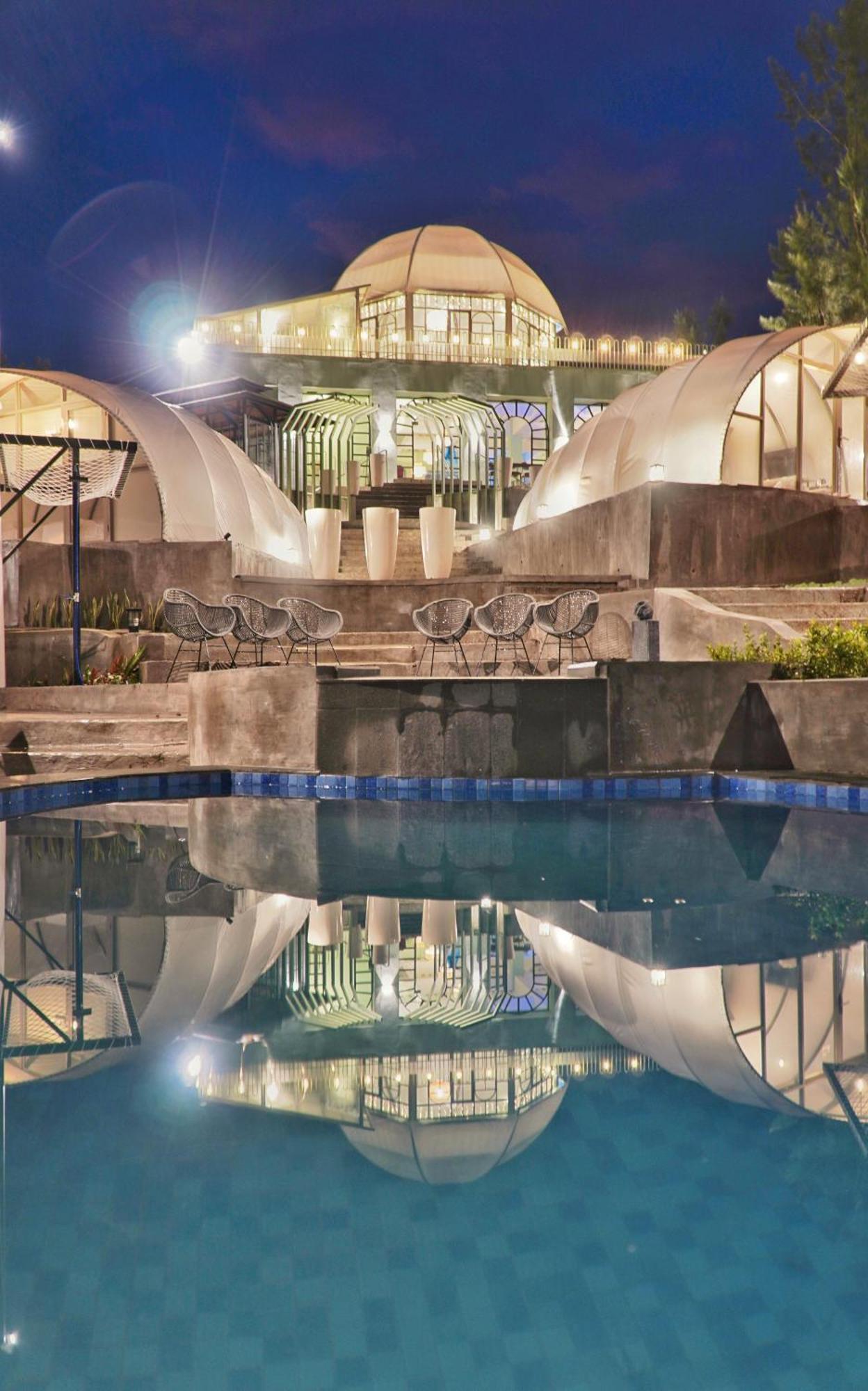 Azana Essence Selo Boyolali Villa Bagian luar foto